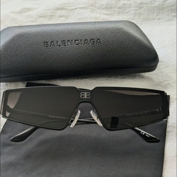 BALENCIAGA Black Thin Angular Sunglasses - Picture 7 of 7